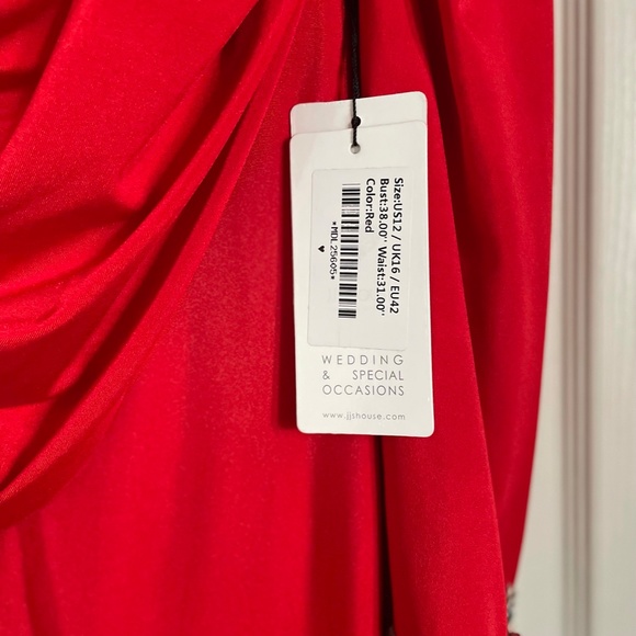 Gorgeous Red Mermaid Gown New With Tags!!!!! - Picture 3 of 4